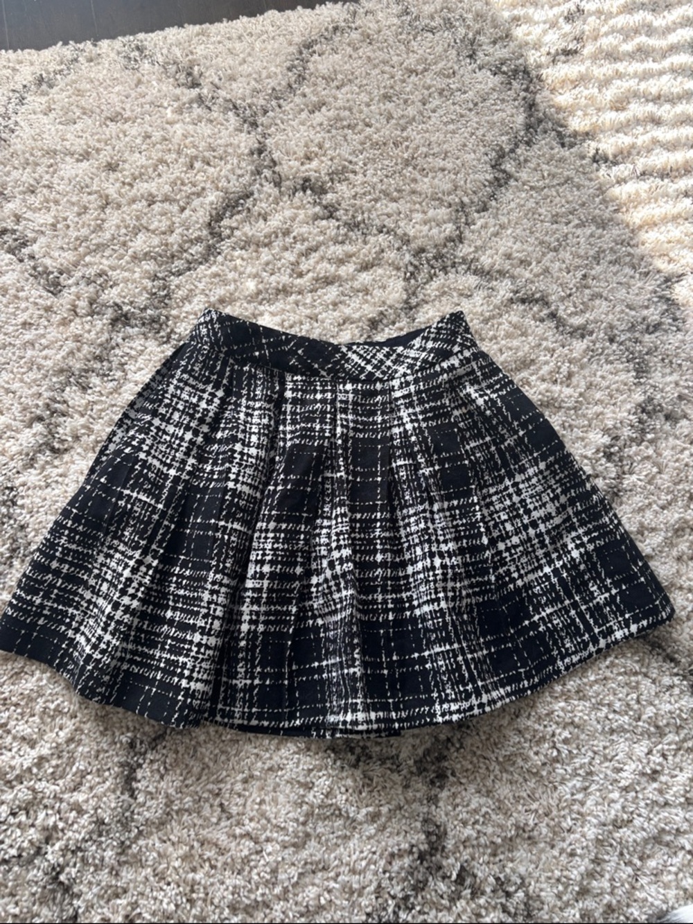 Banana Republic Black and White Pleated Circle Skirt